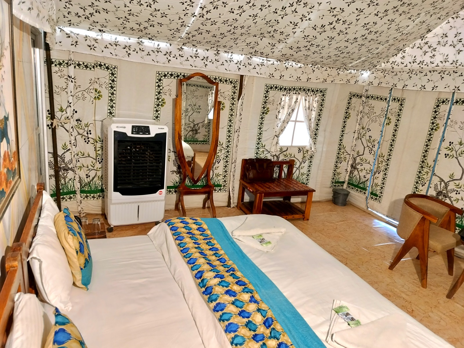 Royal Melody Deluxe Tent photo 2 — Melody Moon Desert Camp Jaisalmer