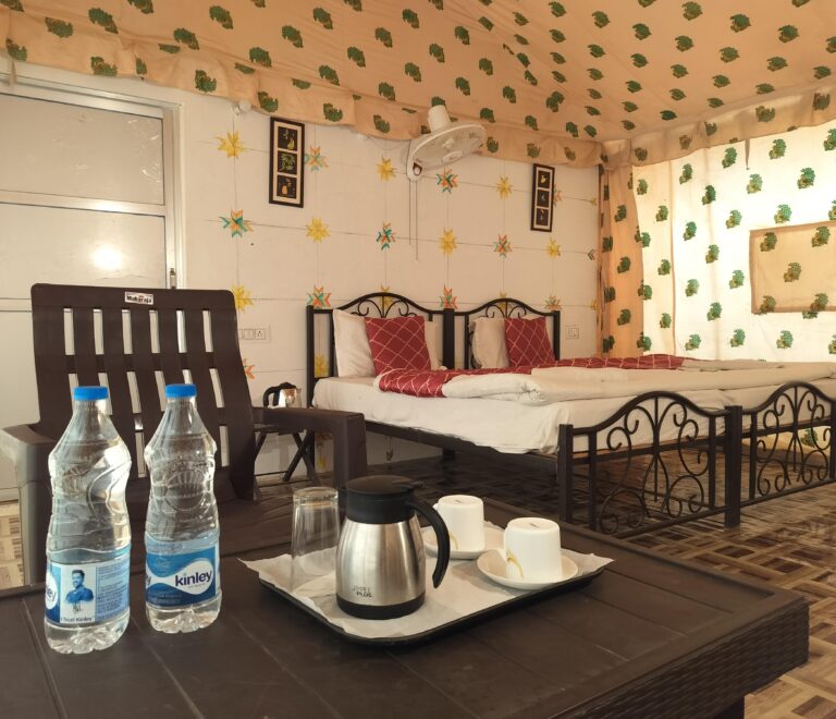 light-moon-premium-tent-attached-bathroom(1)