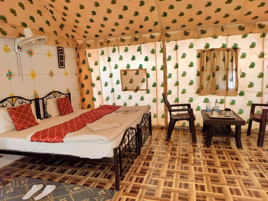 light-moon-premium-tent-attached-bathroom5jpg